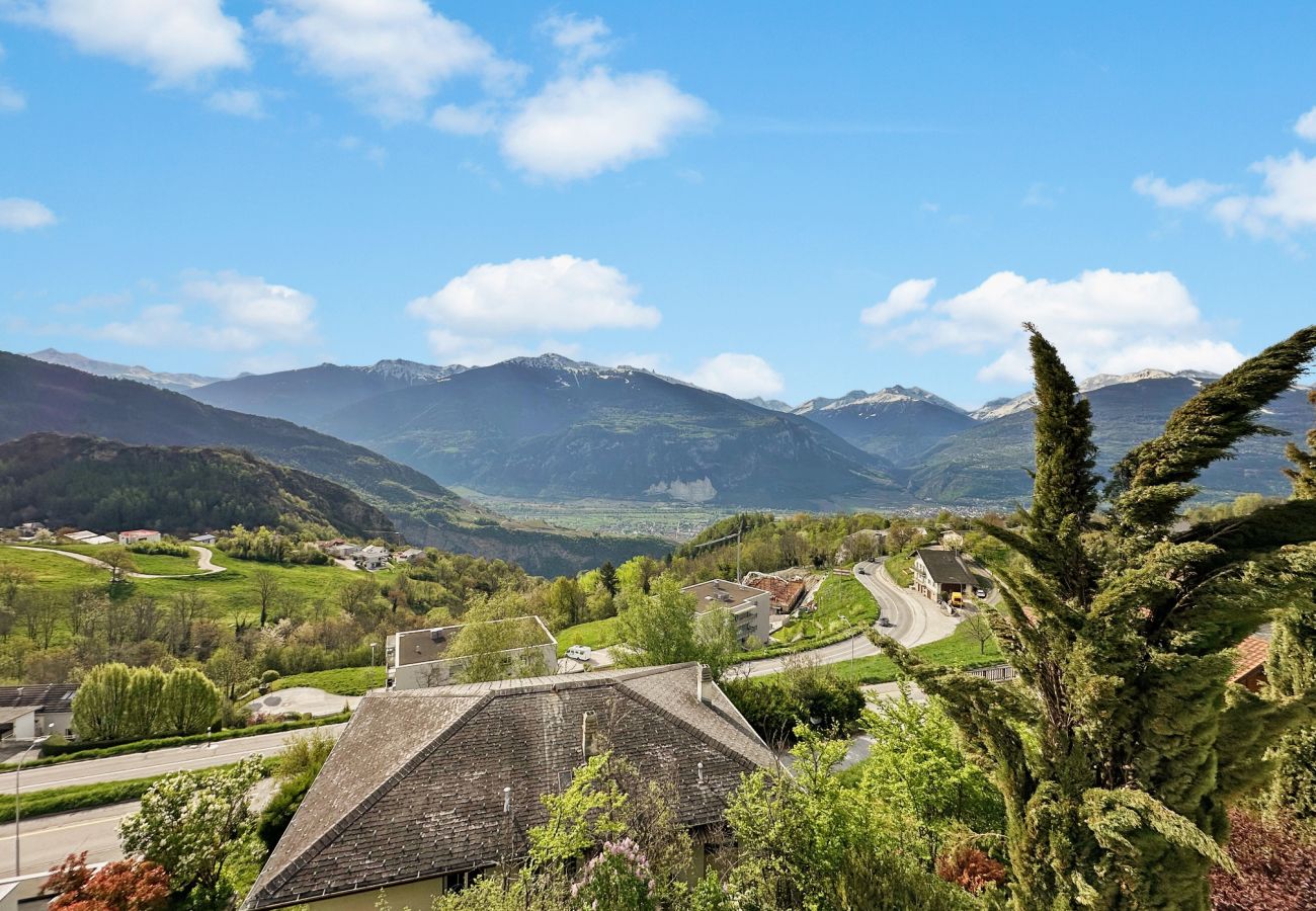 Ferienhaus in Blignou - Family Mountain Hideway in the Swiss Alps