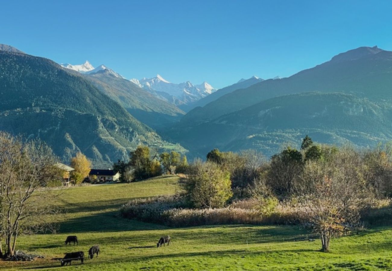 Ferienwohnung in Conzor - Sunny Lily facing the swiss Alps - Crans Montana