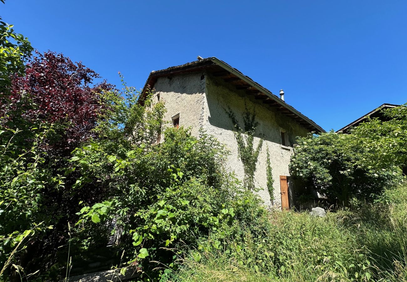 House in Reppaz - La Maison du Bassin - Grand St Bernard - Orsières